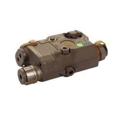 AN/PEQ15 LA5-C - bílá LED svítilna + zelený laser s IR krytkami + IR přísvit, pískový